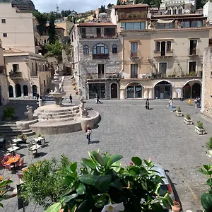 https://casa-antica-savoia.sicilyhotelsitaly.net